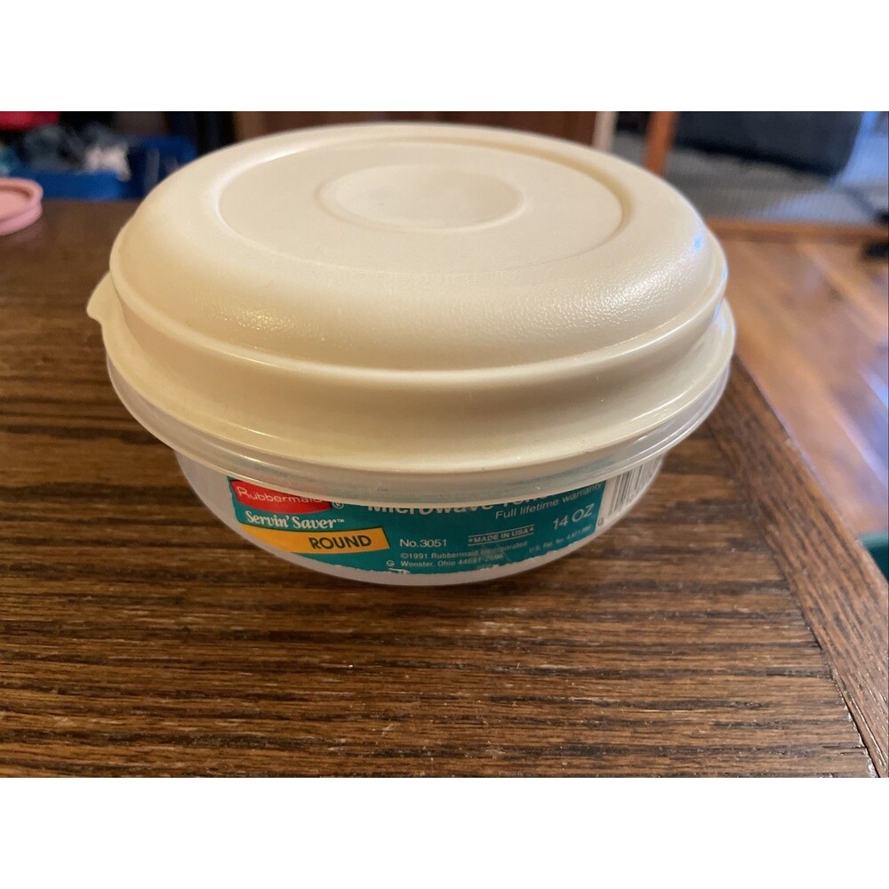Vintage Rubbermaid Servin Saver #1 Round Food Storage Container 14oz. Almond Lid